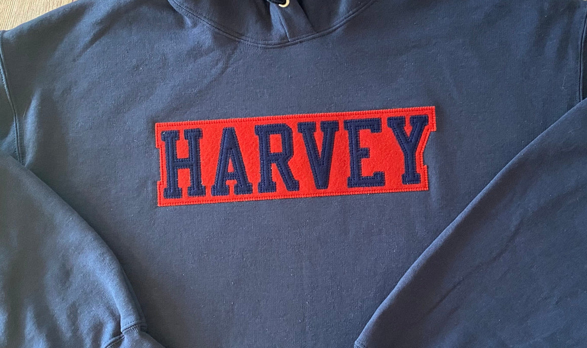 Harvey School Vintage Appliqué Crewneck Sweatshirt 2