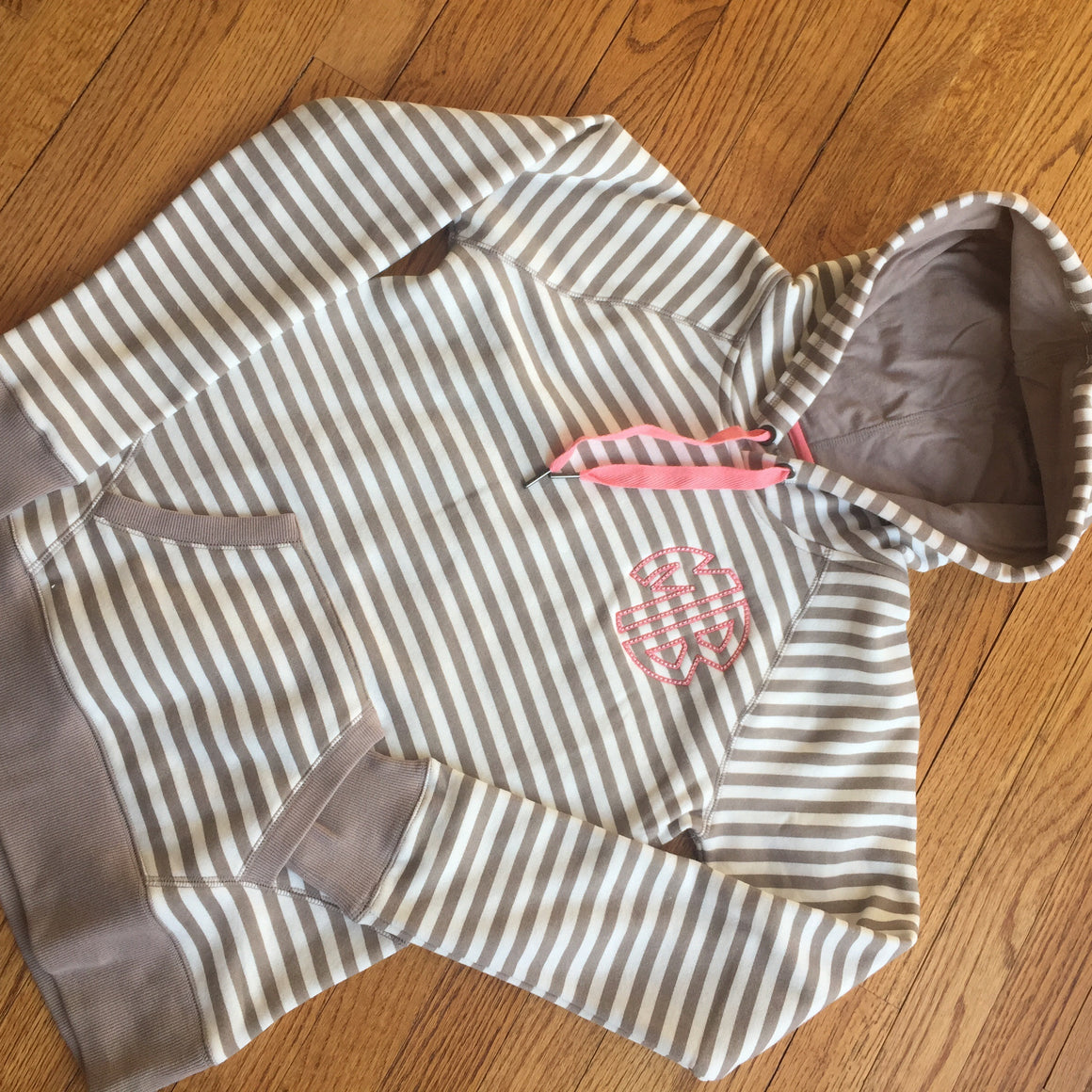 Long sleeve pullover monogram 